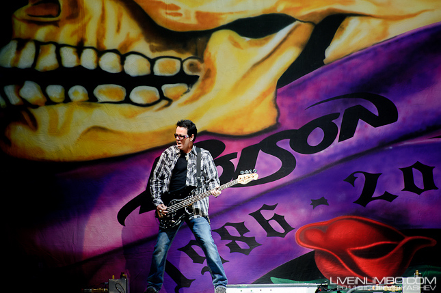 poison toronto concert photos